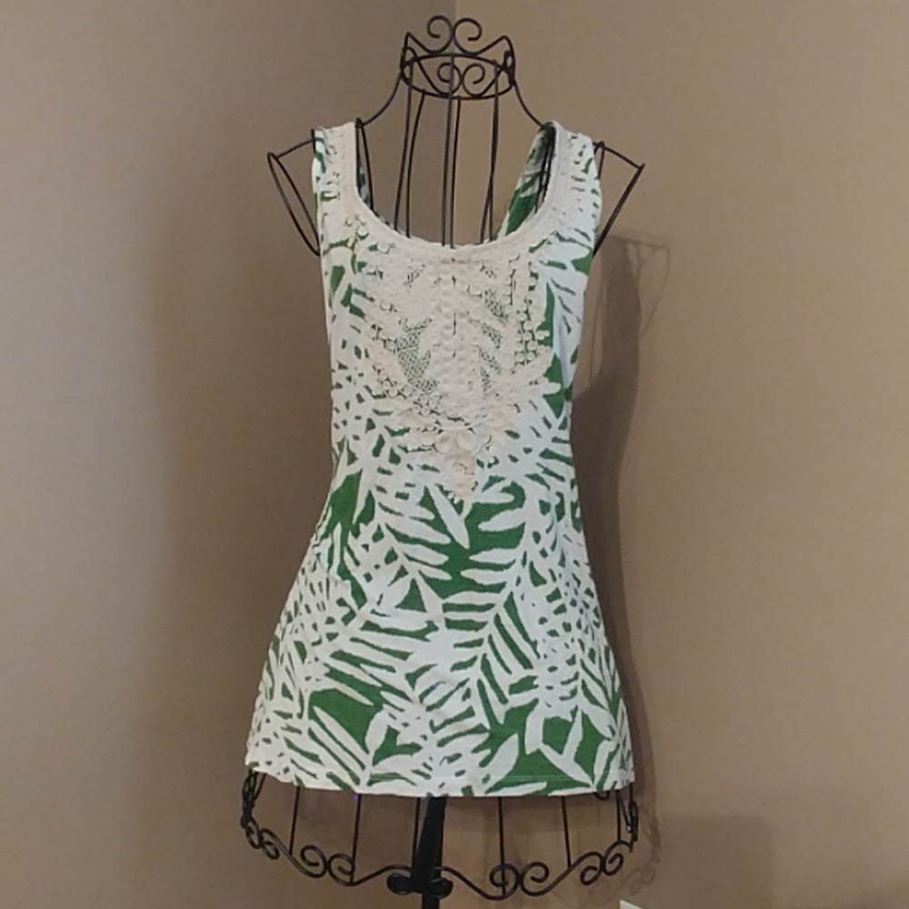 VanessaVirginia Tunic Top Size L